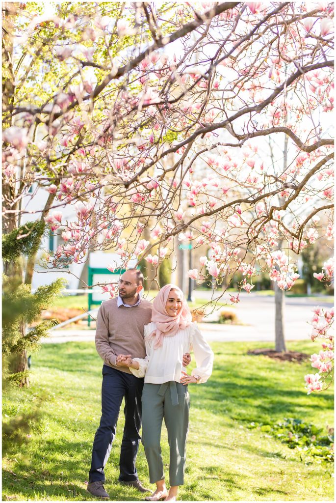 Cherry blossoms engagements ession, Toronto Arab Wedding, Niagara Falls, Niagara on the lake, Jen Evoy, Pakistani Arab wedding photography Toronto, Shirley Wu, Nilo Haq