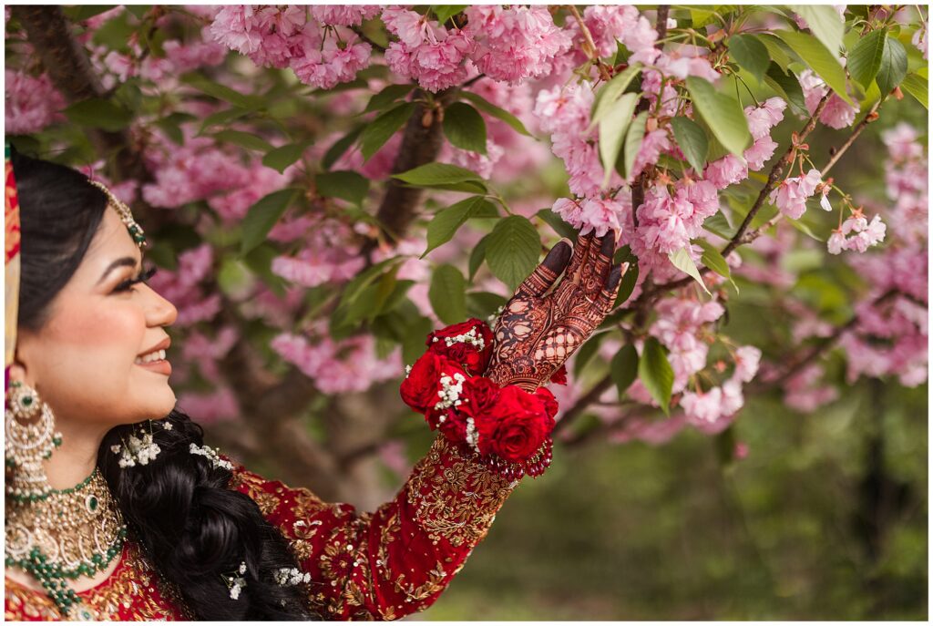 S&F's pre-shendi couple portraits taken at The Riverwood Conservancy in Mississauga