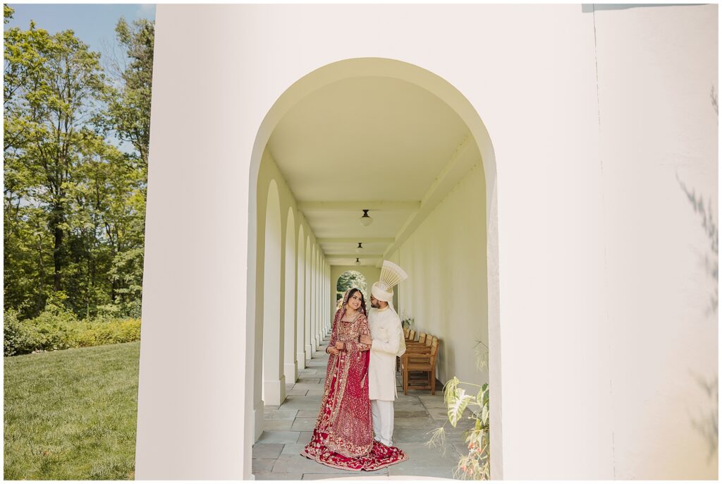 Pakistani couple pre-wedding shoot at the The Gardens at New fields Museum in Indiana