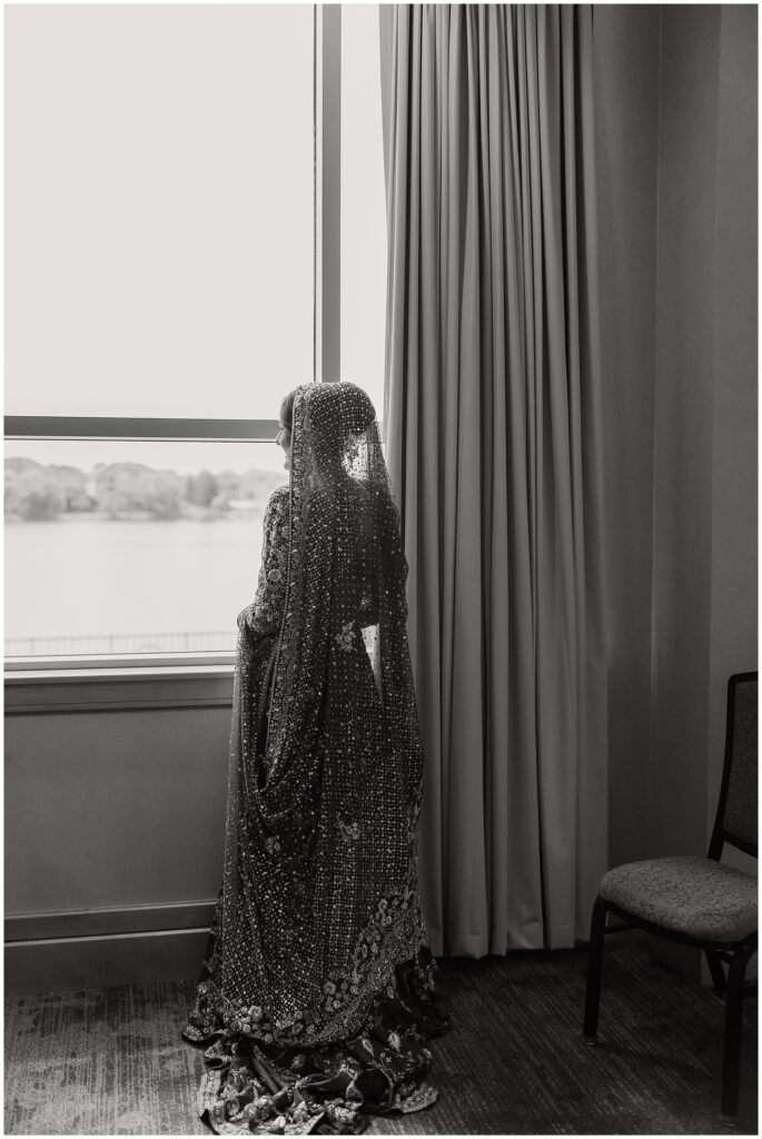Pakistani bridal getting ready shots at the Hotel Marriott Indiana