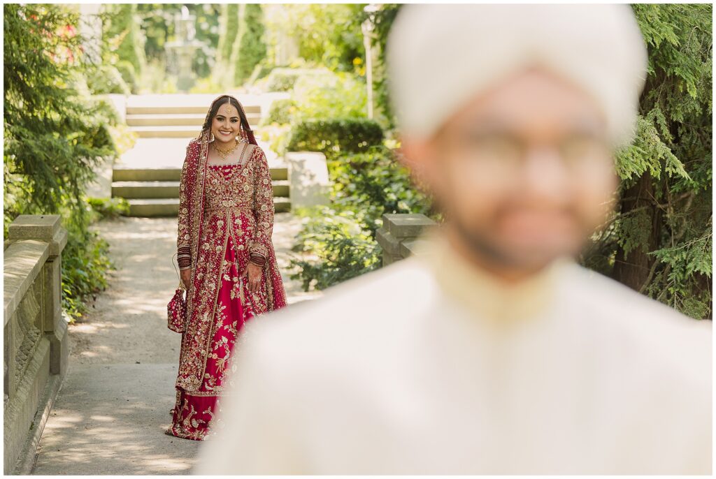 Pakistani couple first look shots at the The Gardens at Newfield Museum in Indiana