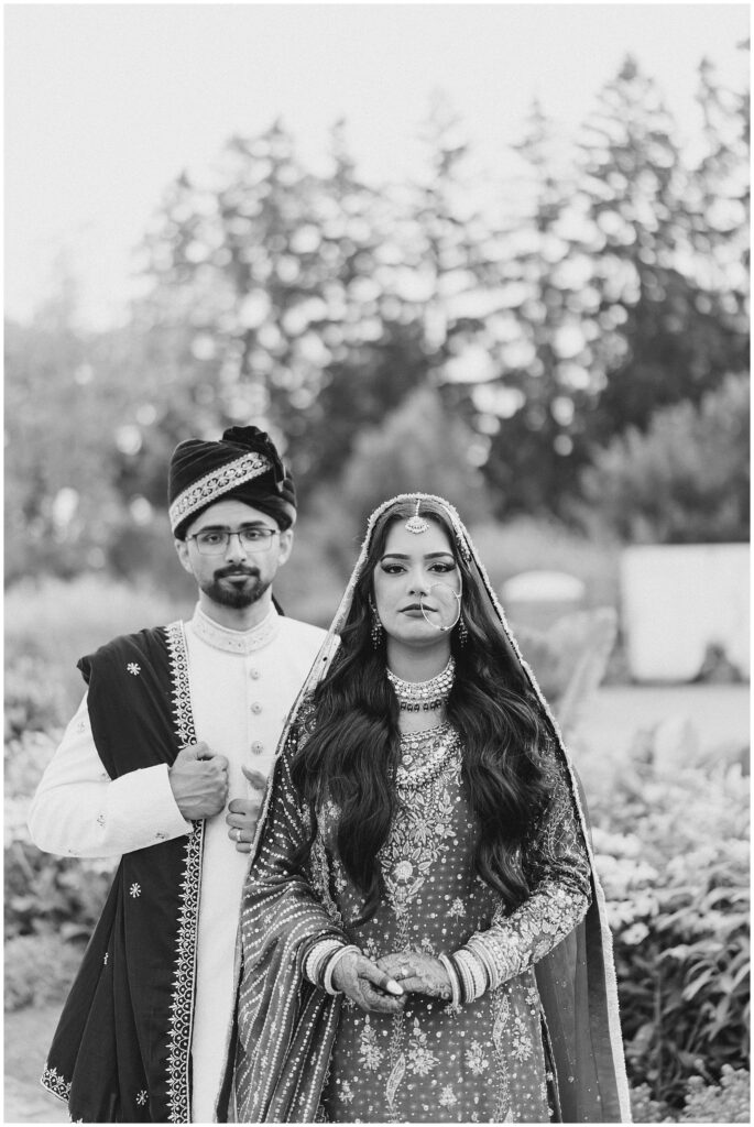couples portraits at gairloch garlands Pakistani nikkah in oakville